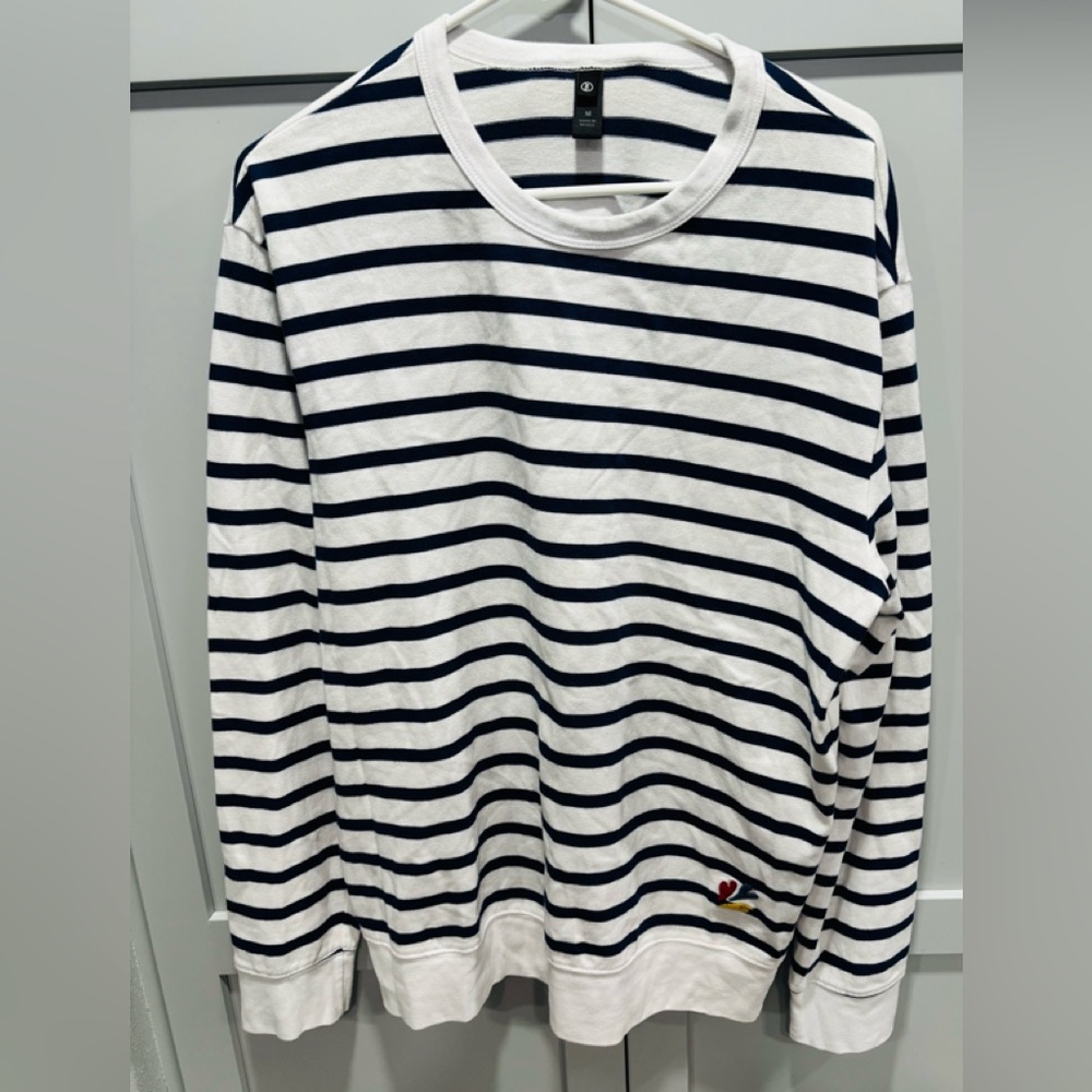 AG Adriano Goldschmied Sweatshirt NWOT Size Medium Embroidered Logo
